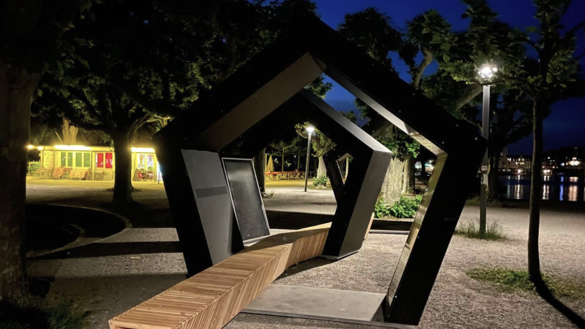 Wissenschaft im Fünfeck – Kooperation von contexagon und Universität Konstanz im Projekt “Wissenskubus cover